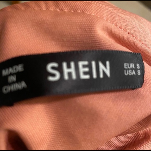 NWOT Off Shoulder Jumpsuit - Picture 3 of 4